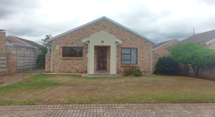 2 Bedroom Property for Sale in Campher Park Eastern Cape